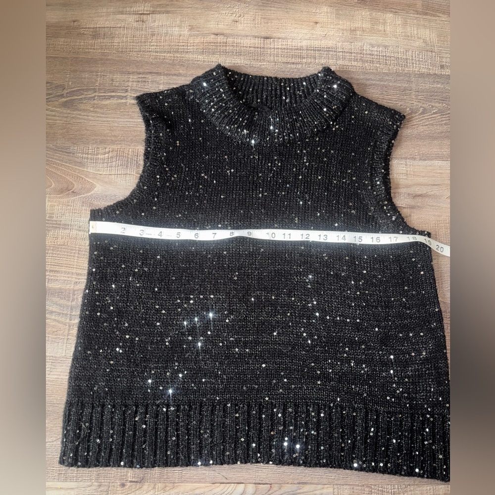 VERO MODA Holiday Sparkly Shimmer Going Out Sleeveless Top Size M/L With Stretch - Picture 13 of 13